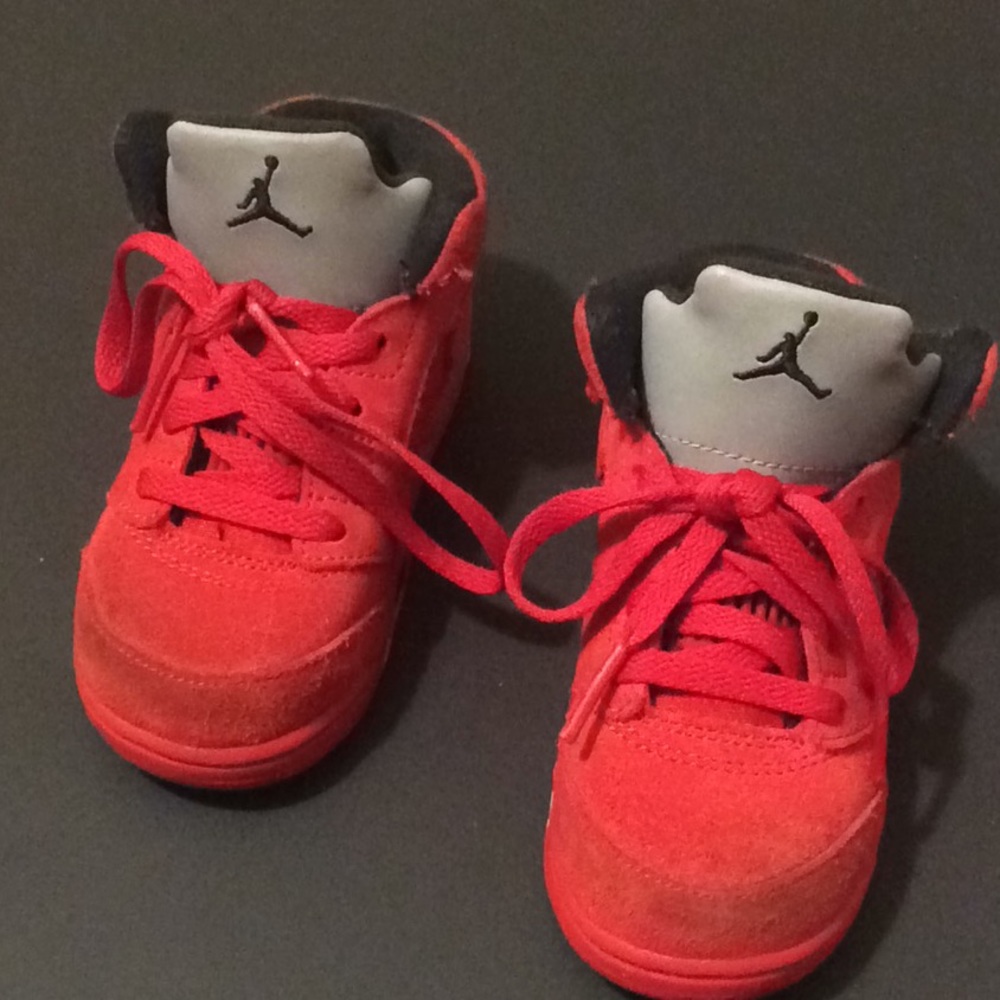 Red (toddler) Jordan’s